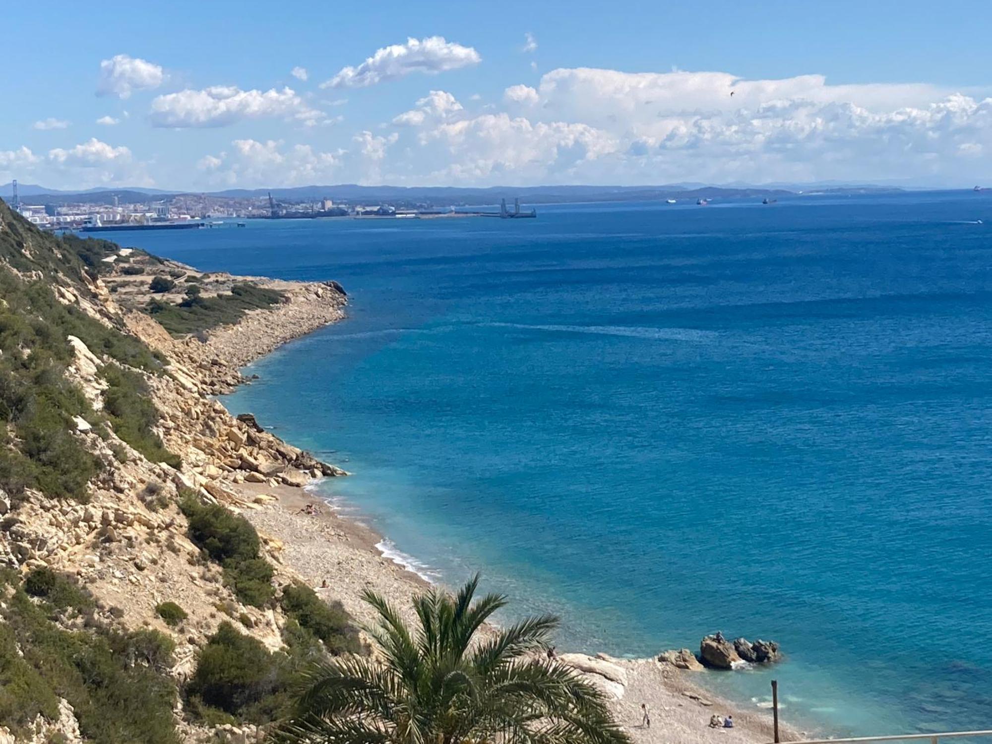 Appartement Vue Mer Avec Piscine Et Wifi سالو المظهر الخارجي الصورة